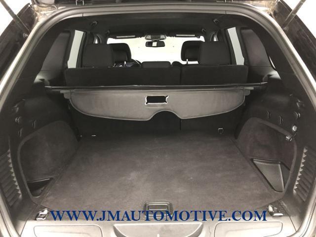2014 Jeep Grand Cherokee 4WD 4dr Laredo, available for sale in Naugatuck, Connecticut | J&M Automotive Sls&Svc LLC. Naugatuck, Connecticut 2014 Jeep Grand Cherokee 4WD 4dr Laredo, available for sale in Naugatuck, Connecticut | J&M Automotive Sls&Svc LLC. Naugatuck, Connecticut