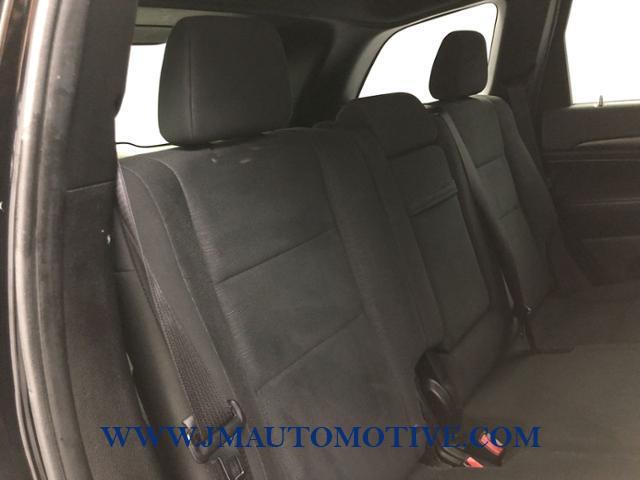 2014 Jeep Grand Cherokee 4WD 4dr Laredo, available for sale in Naugatuck, Connecticut | J&M Automotive Sls&Svc LLC. Naugatuck, Connecticut 2014 Jeep Grand Cherokee 4WD 4dr Laredo, available for sale in Naugatuck, Connecticut | J&M Automotive Sls&Svc LLC. Naugatuck, Connecticut
