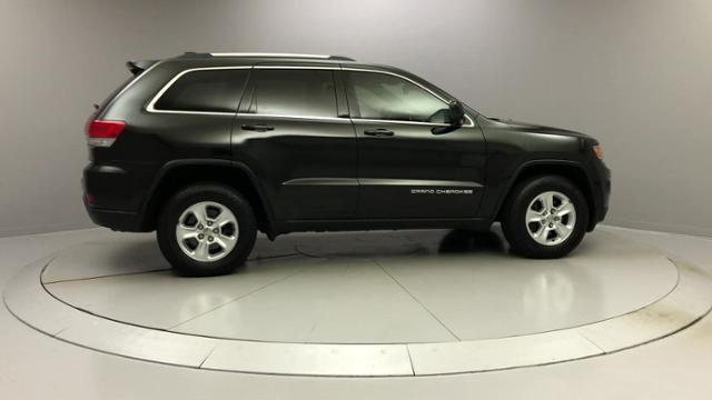 2014 Jeep Grand Cherokee 4WD 4dr Laredo, available for sale in Naugatuck, Connecticut | J&M Automotive Sls&Svc LLC. Naugatuck, Connecticut 2014 Jeep Grand Cherokee 4WD 4dr Laredo, available for sale in Naugatuck, Connecticut | J&M Automotive Sls&Svc LLC. Naugatuck, Connecticut