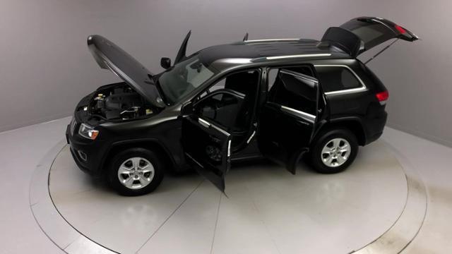 2014 Jeep Grand Cherokee 4WD 4dr Laredo, available for sale in Naugatuck, Connecticut | J&M Automotive Sls&Svc LLC. Naugatuck, Connecticut 2014 Jeep Grand Cherokee 4WD 4dr Laredo, available for sale in Naugatuck, Connecticut | J&M Automotive Sls&Svc LLC. Naugatuck, Connecticut