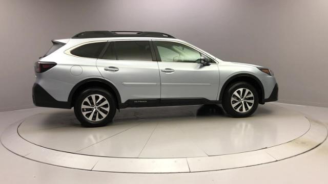 2020 Subaru Outback Premium CVT, available for sale in Naugatuck, Connecticut | J&M Automotive Sls&Svc LLC. Naugatuck, Connecticut 2020 Subaru Outback Premium CVT, available for sale in Naugatuck, Connecticut | J&M Automotive Sls&Svc LLC. Naugatuck, Connecticut