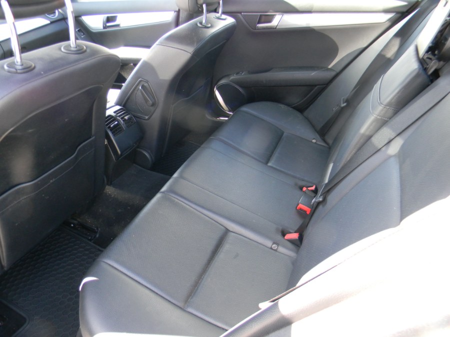 Used Mercedes-Benz C-Class 4dr Sdn C300 Sport 4MATIC 2013 | M&M Vehicles Inc dba Central Motors. Southborough, Massachusetts Used Mercedes-Benz C-Class 4dr Sdn C300 Sport 4MATIC 2013 | M&M Vehicles Inc dba Central Motors. Southborough, Massachusetts