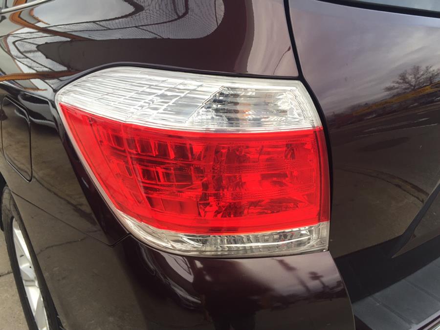 Used Toyota Highlander 4WD 4dr V6 (Natl) 2012 | Sylhet Motors Inc.. Jamaica, New York Used Toyota Highlander 4WD 4dr V6 (Natl) 2012 | Sylhet Motors Inc.. Jamaica, New York