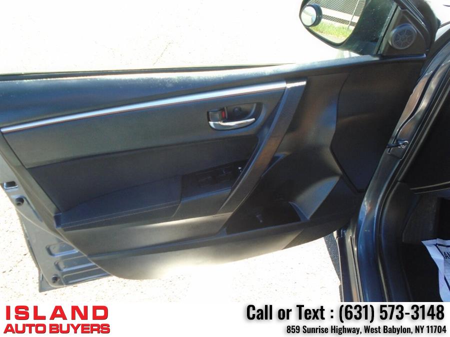 Used Toyota Corolla LE Plus 4dr Sedan 2015 | Island Auto Buyers. West Babylon, New York Used Toyota Corolla LE Plus 4dr Sedan 2015 | Island Auto Buyers. West Babylon, New York