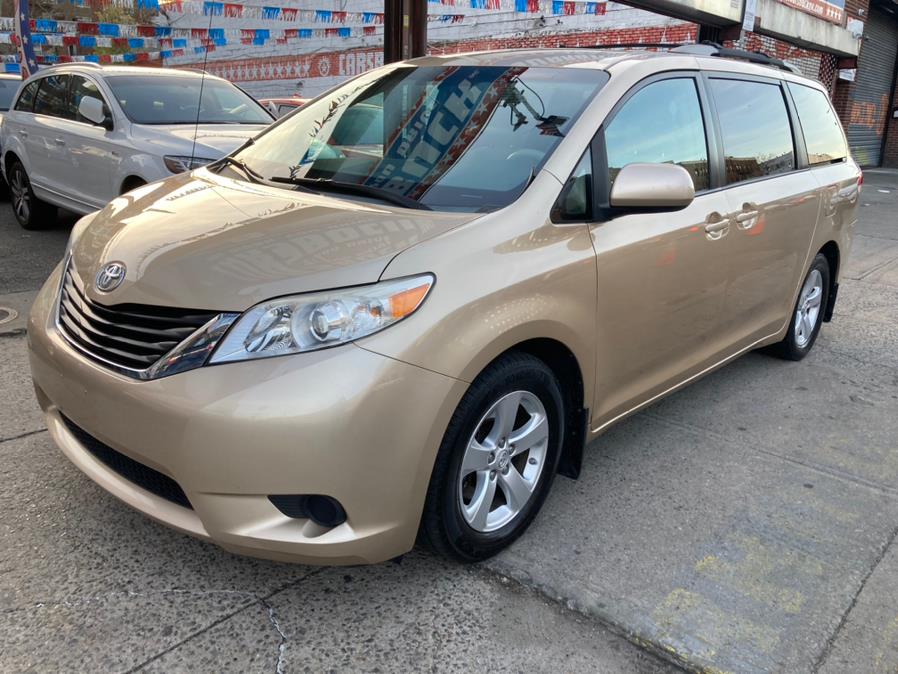 Used Toyota Sienna 5dr 8-Pass Van V6 LE FWD 2013 | Carsbuck Inc.. Brooklyn, New York Used Toyota Sienna 5dr 8-Pass Van V6 LE FWD 2013 | Carsbuck Inc.. Brooklyn, New York