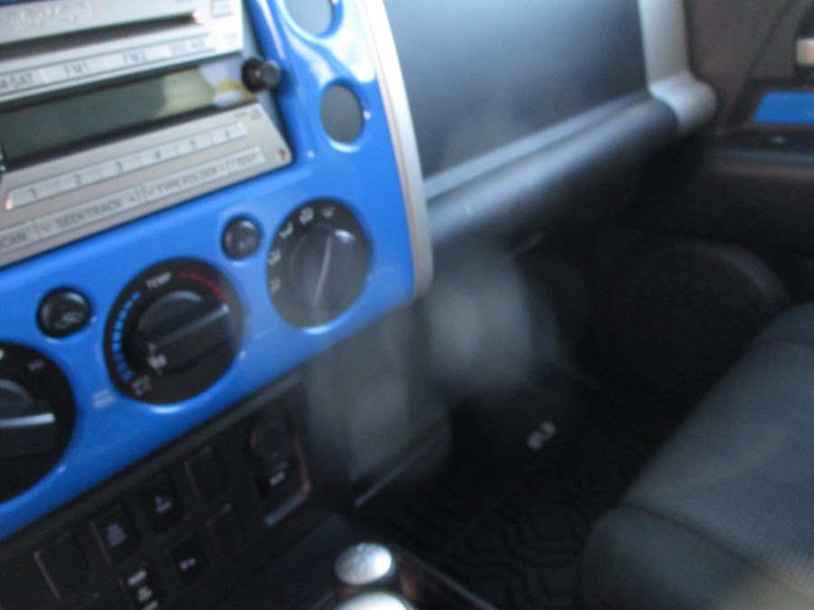 Used Toyota FJ Cruiser 4WD 4dr Auto 2007 | South Shore Auto Brokers & Sales. Massapequa, New York Used Toyota FJ Cruiser 4WD 4dr Auto 2007 | South Shore Auto Brokers & Sales. Massapequa, New York