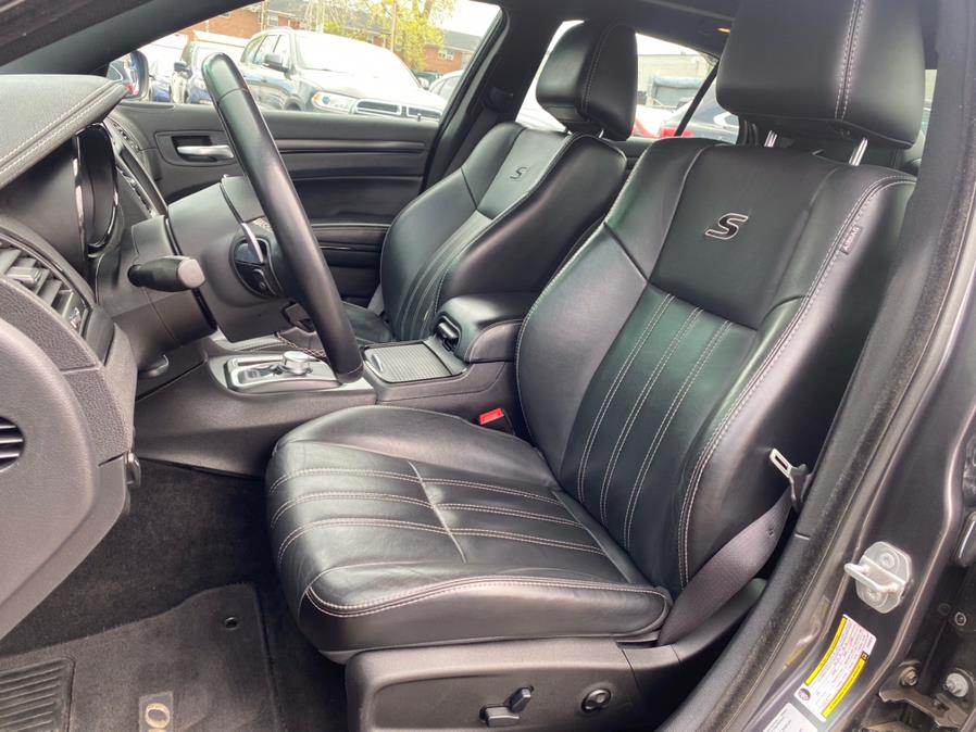 2015 Chrysler 300 4dr Sdn 300S AWD w/Navi, available for sale in Lodi, New Jersey | European Auto Expo. Lodi, New Jersey 2015 Chrysler 300 4dr Sdn 300S AWD w/Navi, available for sale in Lodi, New Jersey | European Auto Expo. Lodi, New Jersey