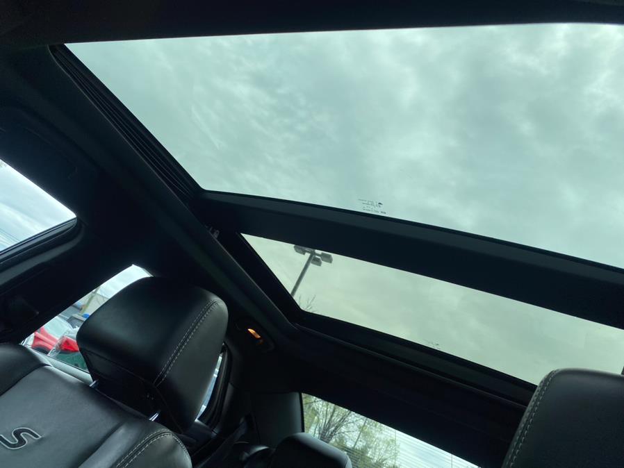 2015 Chrysler 300 4dr Sdn 300S AWD w/Navi, available for sale in Lodi, New Jersey | European Auto Expo. Lodi, New Jersey 2015 Chrysler 300 4dr Sdn 300S AWD w/Navi, available for sale in Lodi, New Jersey | European Auto Expo. Lodi, New Jersey