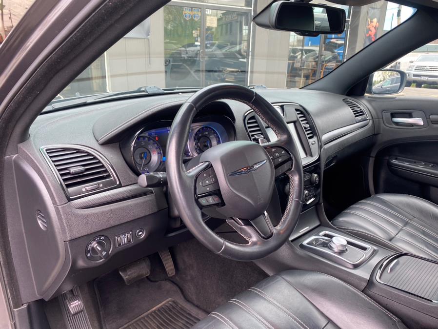 2015 Chrysler 300 4dr Sdn 300S AWD w/Navi, available for sale in Lodi, New Jersey | European Auto Expo. Lodi, New Jersey 2015 Chrysler 300 4dr Sdn 300S AWD w/Navi, available for sale in Lodi, New Jersey | European Auto Expo. Lodi, New Jersey