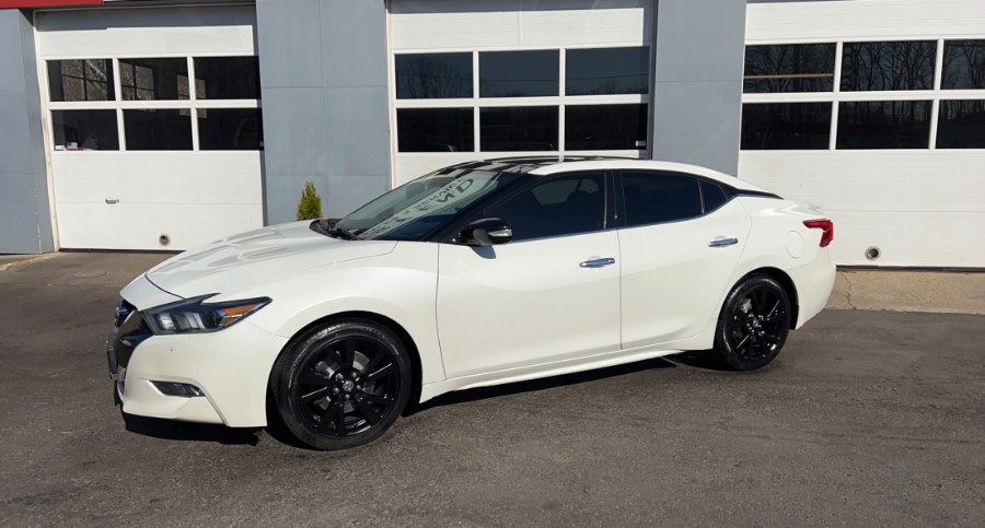 Used Nissan Maxima SR 3.5L 2017 | West End Automotive Center. Waterbury, Connecticut Used Nissan Maxima SR 3.5L 2017 | West End Automotive Center. Waterbury, Connecticut