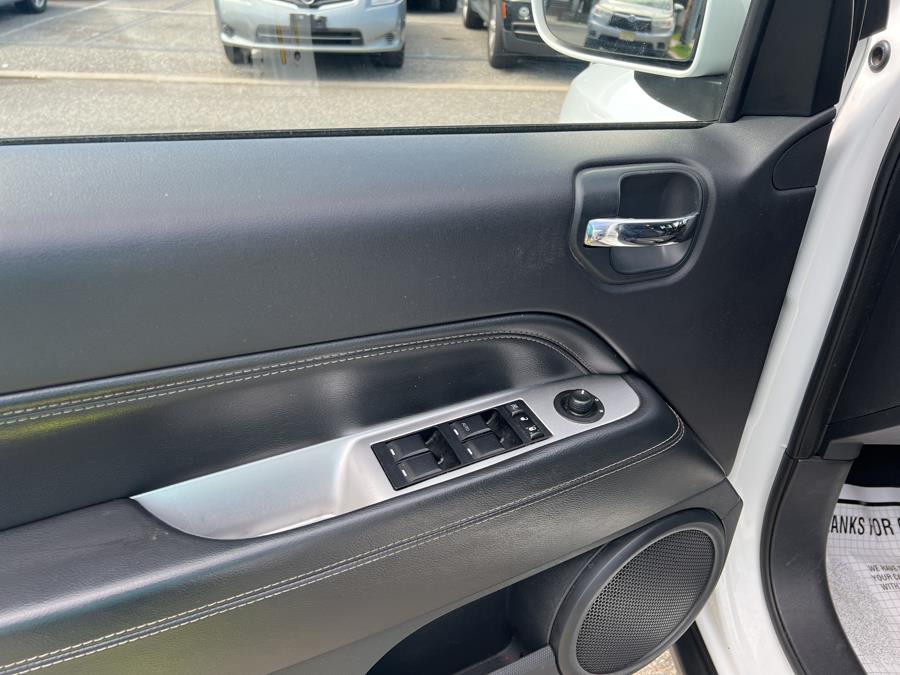 Used Jeep Compass 4WD 4dr Latitude 2014 | Route 46 Auto Sales Inc. Lodi, New Jersey Used Jeep Compass 4WD 4dr Latitude 2014 | Route 46 Auto Sales Inc. Lodi, New Jersey