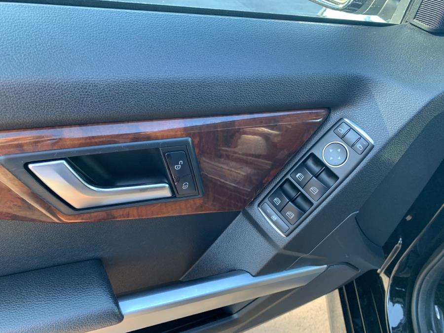 2012 Mercedes-Benz GLK-Class 4MATIC 4dr GLK350, available for sale in Old Saybrook, Connecticut | Saybrook Auto Barn. Old Saybrook, Connecticut 2012 Mercedes-Benz GLK-Class 4MATIC 4dr GLK350, available for sale in Old Saybrook, Connecticut | Saybrook Auto Barn. Old Saybrook, Connecticut