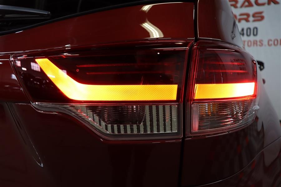 Used Toyota Highlander SE 2019 | Fast Track Motors. Paterson, New Jersey Used Toyota Highlander SE 2019 | Fast Track Motors. Paterson, New Jersey