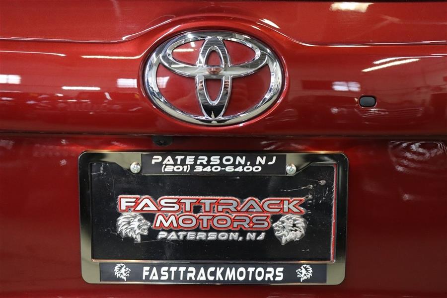 Used Toyota Highlander SE 2019 | Fast Track Motors. Paterson, New Jersey Used Toyota Highlander SE 2019 | Fast Track Motors. Paterson, New Jersey