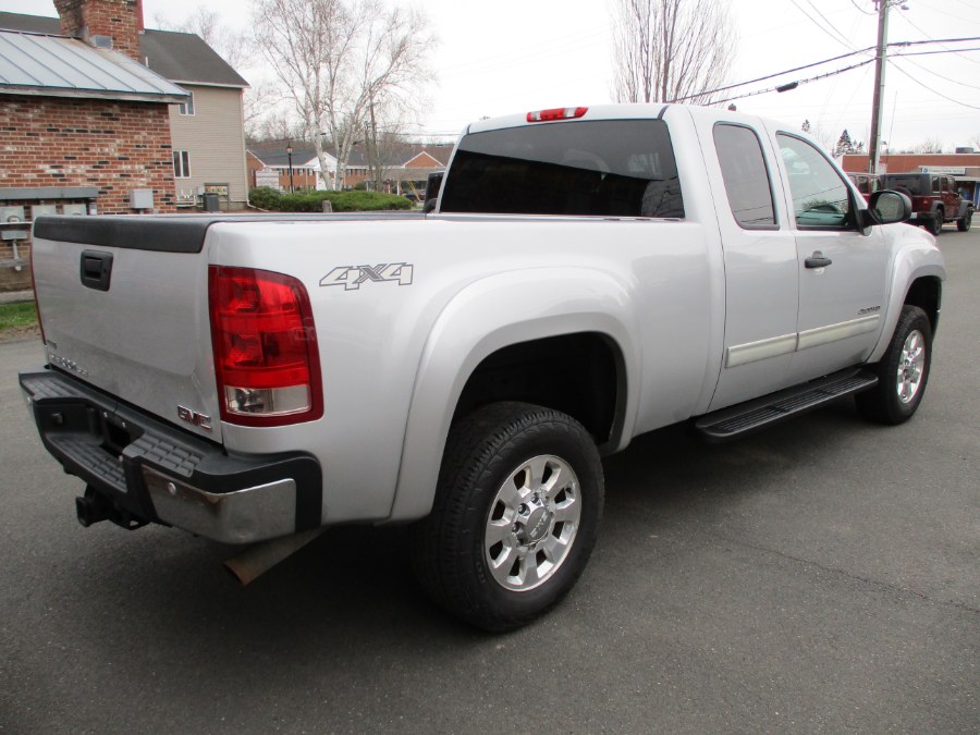 Used GMC Sierra 2500HD 4WD Ext Cab 144.2" SLE 2012 | Suffield Auto Sales. Suffield, Connecticut