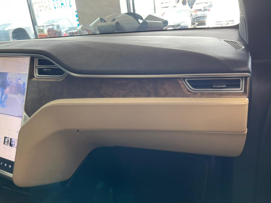 2016 Tesla Model X AWD 4dr 90D, available for sale in Inwood, New York | 5 Towns Drive. Inwood, New York 2016 Tesla Model X AWD 4dr 90D, available for sale in Inwood, New York | 5 Towns Drive. Inwood, New York