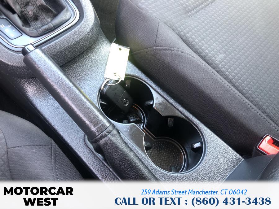 2015 Volkswagen Jetta Sedan 4dr Auto 2.0L S w/Technology, available for sale in Manchester, Connecticut | Motorcar West. Manchester, Connecticut 2015 Volkswagen Jetta Sedan 4dr Auto 2.0L S w/Technology, available for sale in Manchester, Connecticut | Motorcar West. Manchester, Connecticut