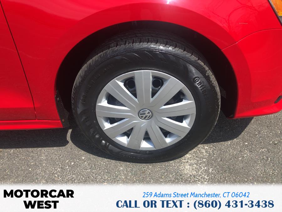 2015 Volkswagen Jetta Sedan 4dr Auto 2.0L S w/Technology, available for sale in Manchester, Connecticut | Motorcar West. Manchester, Connecticut 2015 Volkswagen Jetta Sedan 4dr Auto 2.0L S w/Technology, available for sale in Manchester, Connecticut | Motorcar West. Manchester, Connecticut