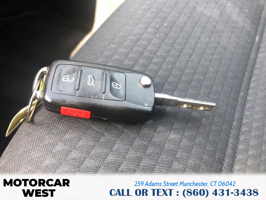 2015 Volkswagen Jetta Sedan 4dr Auto 2.0L S w/Technology, available for sale in Manchester, Connecticut | Motorcar West. Manchester, Connecticut 2015 Volkswagen Jetta Sedan 4dr Auto 2.0L S w/Technology, available for sale in Manchester, Connecticut | Motorcar West. Manchester, Connecticut
