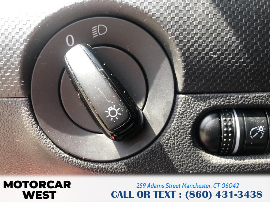 2015 Volkswagen Jetta Sedan 4dr Auto 2.0L S w/Technology, available for sale in Manchester, Connecticut | Motorcar West. Manchester, Connecticut 2015 Volkswagen Jetta Sedan 4dr Auto 2.0L S w/Technology, available for sale in Manchester, Connecticut | Motorcar West. Manchester, Connecticut