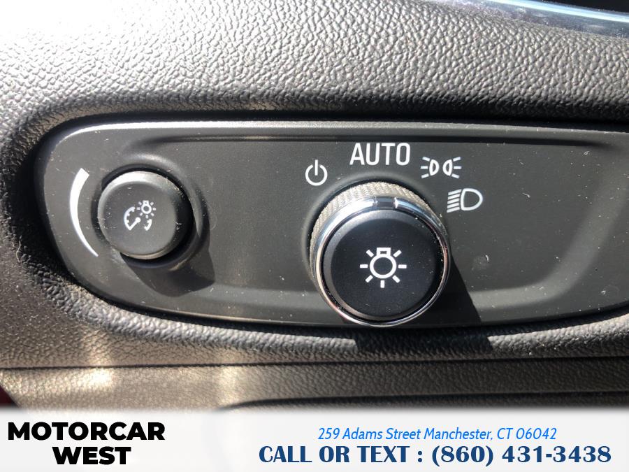 Used Chevrolet Malibu 4dr Sdn Premier w/2LZ 2017 | Motorcar West. Manchester, Connecticut Used Chevrolet Malibu 4dr Sdn Premier w/2LZ 2017 | Motorcar West. Manchester, Connecticut
