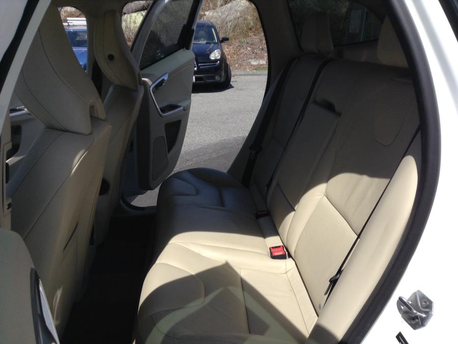 2014 Volvo XC60 AWD 4dr 3.2L Premier PZEV, available for sale in Groton, Connecticut | Eurocars Plus. Groton, Connecticut 2014 Volvo XC60 AWD 4dr 3.2L Premier PZEV, available for sale in Groton, Connecticut | Eurocars Plus. Groton, Connecticut