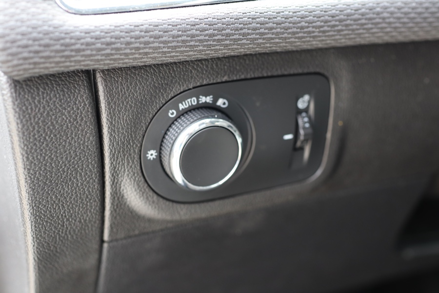 2019 Chevrolet Cruze 4dr Sdn LT, available for sale in Jamaica, New York | Hillside Auto Mall Inc.. Jamaica, New York 2019 Chevrolet Cruze 4dr Sdn LT, available for sale in Jamaica, New York | Hillside Auto Mall Inc.. Jamaica, New York