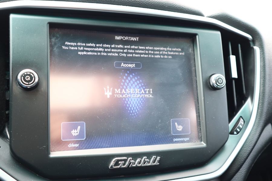 Used Maserati Ghibli 4dr Sdn S Q4 2015 | Hillside Auto Mall Inc.. Jamaica, New York Used Maserati Ghibli 4dr Sdn S Q4 2015 | Hillside Auto Mall Inc.. Jamaica, New York