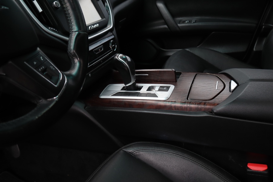 Used Maserati Ghibli 4dr Sdn S Q4 2015 | Hillside Auto Mall Inc.. Jamaica, New York Used Maserati Ghibli 4dr Sdn S Q4 2015 | Hillside Auto Mall Inc.. Jamaica, New York