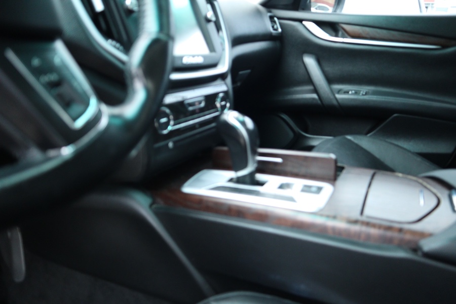 Used Maserati Ghibli 4dr Sdn S Q4 2015 | Hillside Auto Mall Inc.. Jamaica, New York Used Maserati Ghibli 4dr Sdn S Q4 2015 | Hillside Auto Mall Inc.. Jamaica, New York