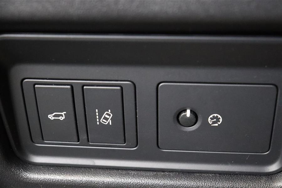 2018 Land Rover Discovery SPORT HSE, available for sale in Paterson, New Jersey | Fast Track Motors. Paterson, New Jersey 2018 Land Rover Discovery SPORT HSE, available for sale in Paterson, New Jersey | Fast Track Motors. Paterson, New Jersey