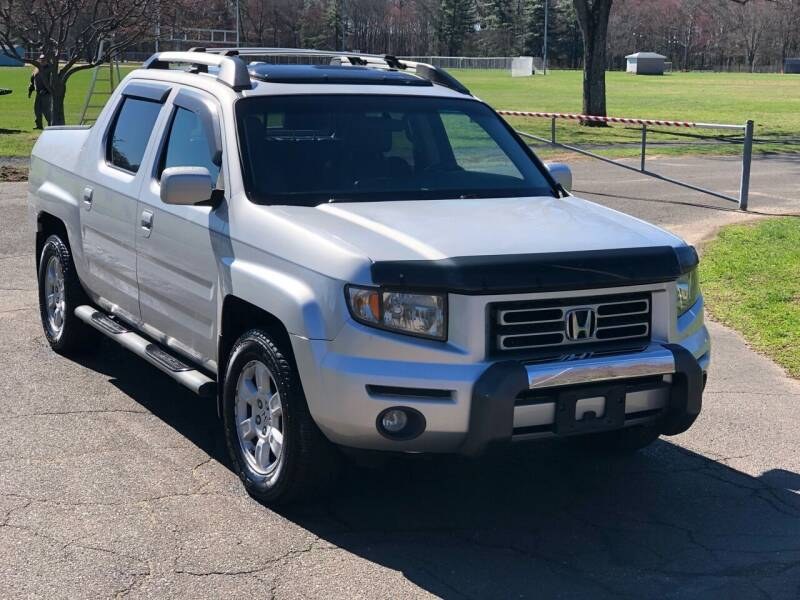 2007 Honda Ridgeline 4WD Crew Cab RTL w/Leather & Navi, available for sale in Plainville, Connecticut | Choice Group LLC Choice Motor Car. Plainville, Connecticut