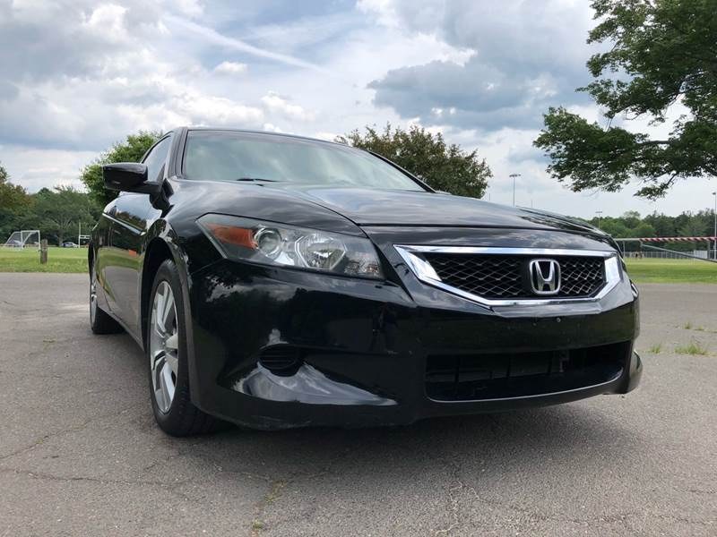 2010 Honda Accord Cpe 2dr I4 Auto EX-L w/Navi, available for sale in Plainville, Connecticut | Choice Group LLC Choice Motor Car. Plainville, Connecticut