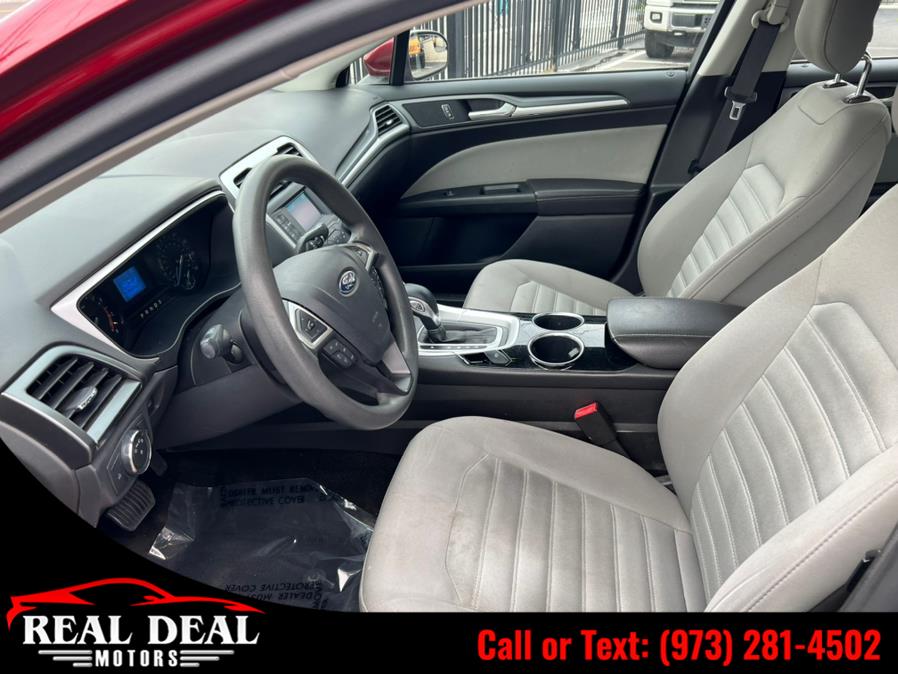 Used Ford Fusion 4dr Sdn S FWD 2013 | Real Deal Motors. Lodi, New Jersey Used Ford Fusion 4dr Sdn S FWD 2013 | Real Deal Motors. Lodi, New Jersey