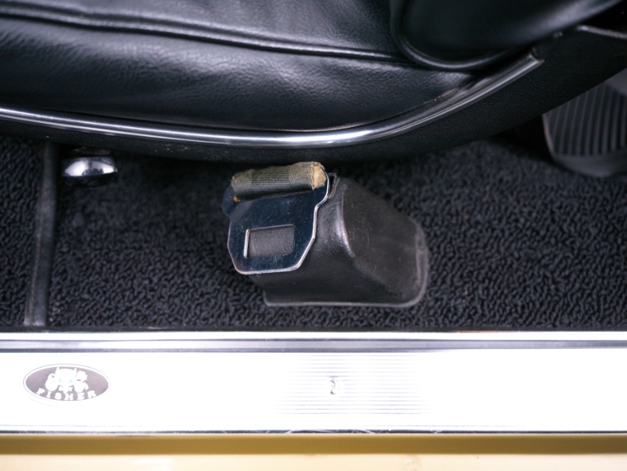 1970 Pontiac GTO Ram Air III, available for sale in North Salem, New York | Meccanic Shop North Inc. North Salem, New York 1970 Pontiac GTO Ram Air III, available for sale in North Salem, New York | Meccanic Shop North Inc. North Salem, New York