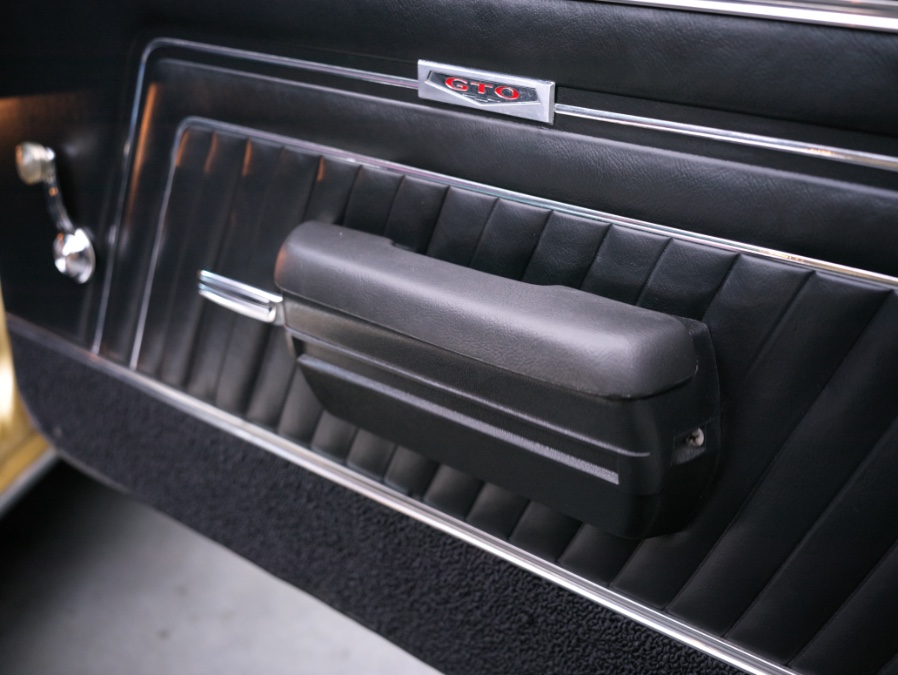 1970 Pontiac GTO Ram Air III, available for sale in North Salem, New York | Meccanic Shop North Inc. North Salem, New York 1970 Pontiac GTO Ram Air III, available for sale in North Salem, New York | Meccanic Shop North Inc. North Salem, New York