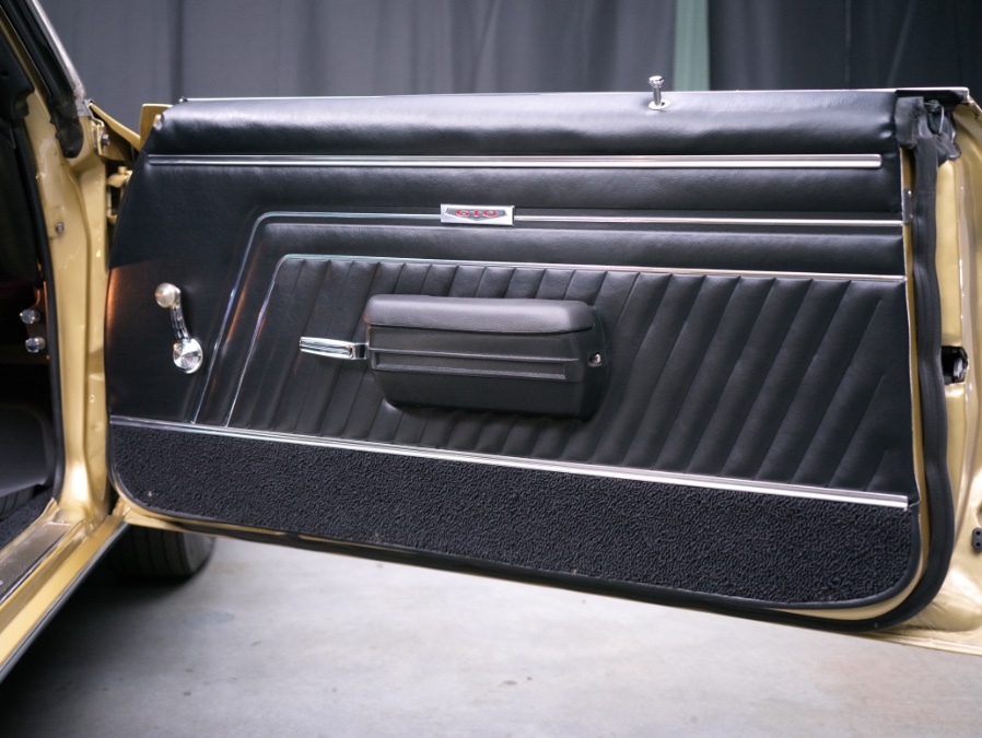 1970 Pontiac GTO Ram Air III, available for sale in North Salem, New York | Meccanic Shop North Inc. North Salem, New York 1970 Pontiac GTO Ram Air III, available for sale in North Salem, New York | Meccanic Shop North Inc. North Salem, New York