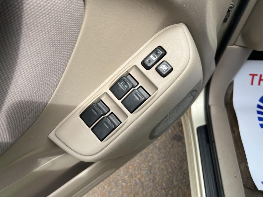 2003 Toyota RAV4 4dr Auto 4WD, available for sale in Stamford, Connecticut | Harbor View Auto Sales LLC. Stamford, Connecticut 2003 Toyota RAV4 4dr Auto 4WD, available for sale in Stamford, Connecticut | Harbor View Auto Sales LLC. Stamford, Connecticut