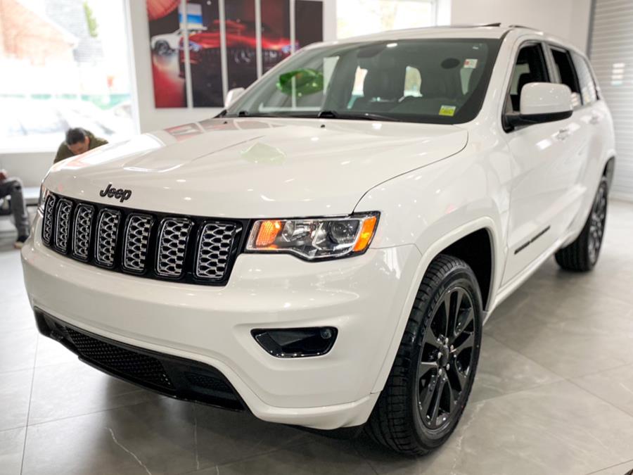 Used Jeep Grand Cherokee Altitude 4x4 2019 | Luxury Motor Club. Franklin Square, New York Used Jeep Grand Cherokee Altitude 4x4 2019 | Luxury Motor Club. Franklin Square, New York