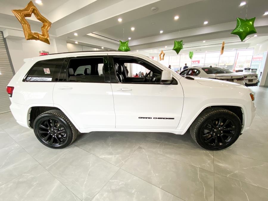 Used Jeep Grand Cherokee Altitude 4x4 2019 | Luxury Motor Club. Franklin Square, New York Used Jeep Grand Cherokee Altitude 4x4 2019 | Luxury Motor Club. Franklin Square, New York