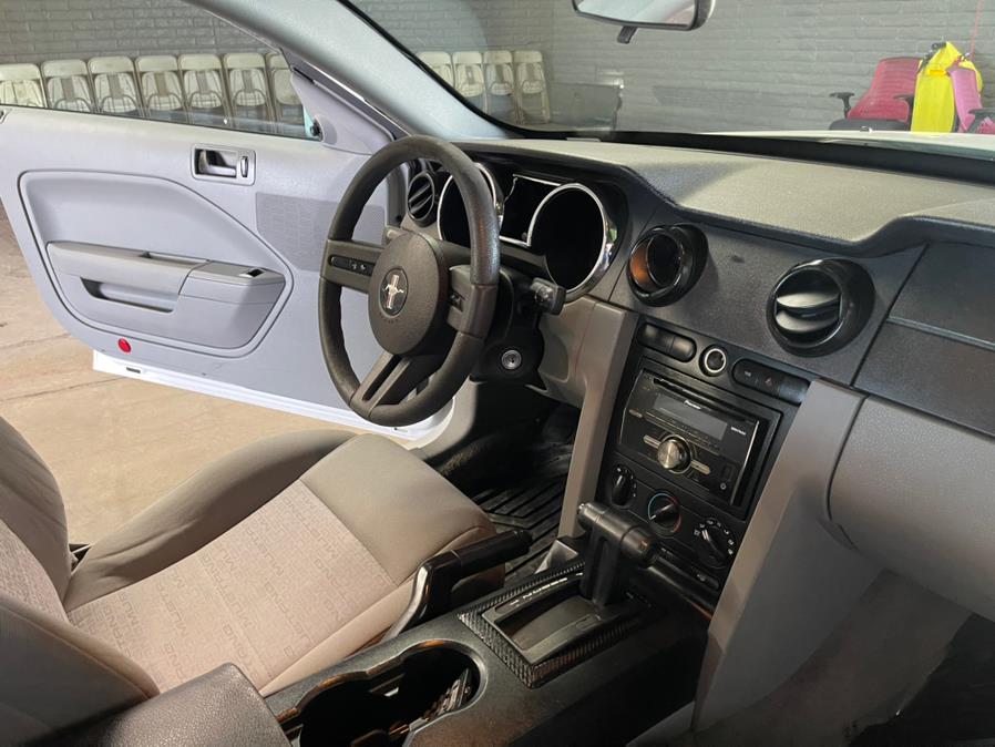 2005 Ford Mustang 2dr Cpe Deluxe, available for sale in Garden Grove, California | U Save Auto Auction. Garden Grove, California 2005 Ford Mustang 2dr Cpe Deluxe, available for sale in Garden Grove, California | U Save Auto Auction. Garden Grove, California