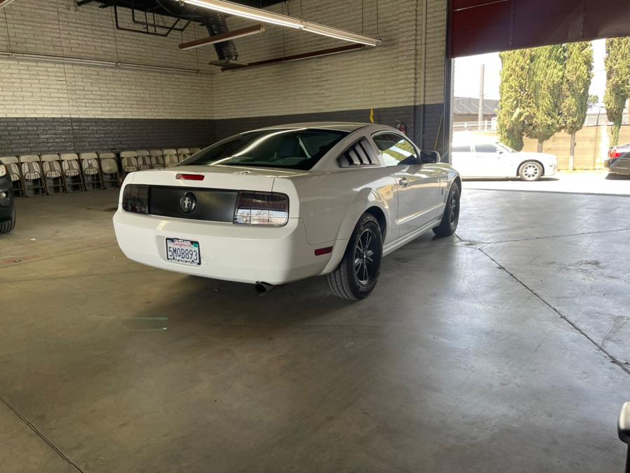 2005 Ford Mustang 2dr Cpe Deluxe, available for sale in Garden Grove, California | U Save Auto Auction. Garden Grove, California 2005 Ford Mustang 2dr Cpe Deluxe, available for sale in Garden Grove, California | U Save Auto Auction. Garden Grove, California
