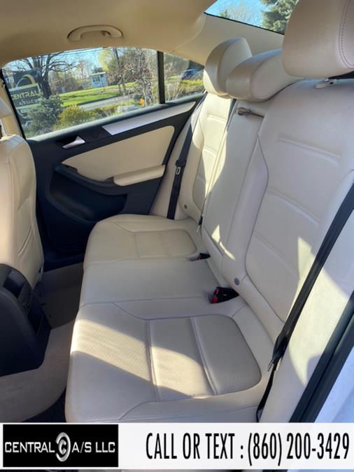 Used Volkswagen Jetta Sedan 4dr Auto SE PZEV 2014 | Central A/S LLC. East Windsor, Connecticut Used Volkswagen Jetta Sedan 4dr Auto SE PZEV 2014 | Central A/S LLC. East Windsor, Connecticut