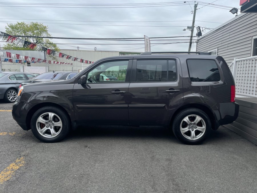 2013 Honda Pilot 4WD 4dr EX-L w/RES, available for sale in Paterson, New Jersey | DZ Automall. Paterson, New Jersey 2013 Honda Pilot 4WD 4dr EX-L w/RES, available for sale in Paterson, New Jersey | DZ Automall. Paterson, New Jersey