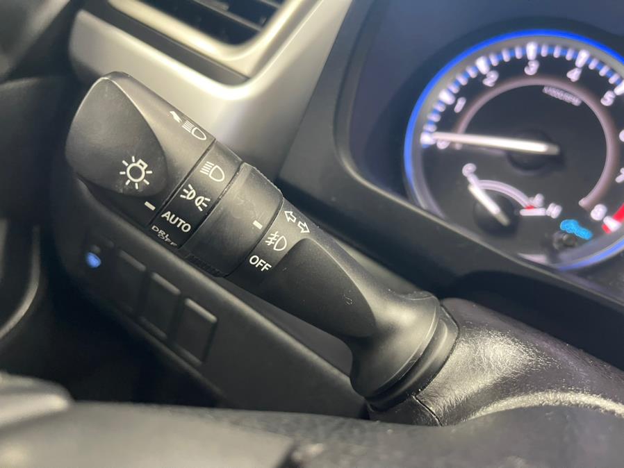 2019 Toyota Highlander SE V6 AWD (Natl), available for sale in Massapequa Park, New York | Power Motors East. Massapequa Park, New York 2019 Toyota Highlander SE V6 AWD (Natl), available for sale in Massapequa Park, New York | Power Motors East. Massapequa Park, New York