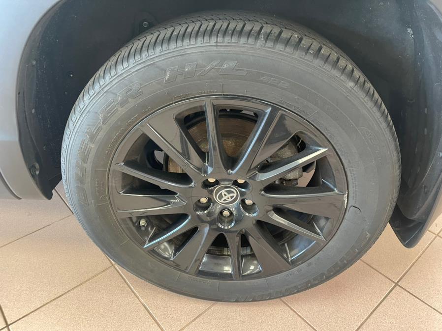 2019 Toyota Highlander SE V6 AWD (Natl), available for sale in Massapequa Park, New York | Power Motors East. Massapequa Park, New York 2019 Toyota Highlander SE V6 AWD (Natl), available for sale in Massapequa Park, New York | Power Motors East. Massapequa Park, New York