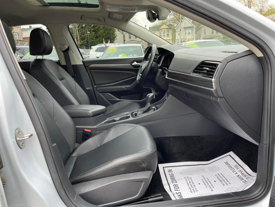 Used Volkswagen Jetta SEL Auto w/SULEV 2019 | Auto Haus of Irvington Corp. Irvington , New Jersey