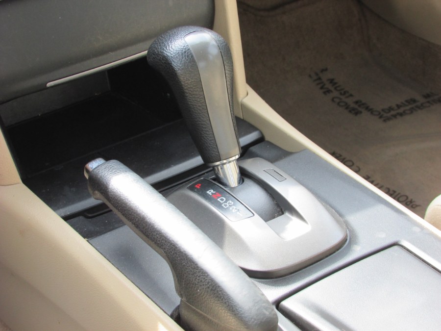 Used Honda Accord Sdn 4dr I4 Auto LX PZEV 2009 | United Auto Sales of E Windsor, Inc. East Windsor, Connecticut Used Honda Accord Sdn 4dr I4 Auto LX PZEV 2009 | United Auto Sales of E Windsor, Inc. East Windsor, Connecticut