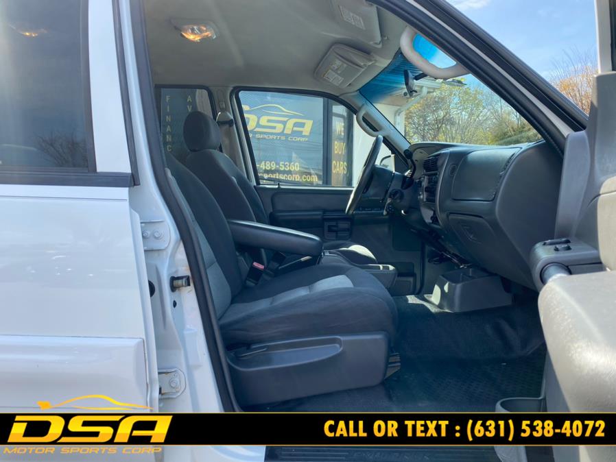 2005 Ford Explorer Sport Trac 4dr 126" WB 4WD XLT, available for sale in Commack, New York | DSA Motor Sports Corp. Commack, New York 2005 Ford Explorer Sport Trac 4dr 126" WB 4WD XLT, available for sale in Commack, New York | DSA Motor Sports Corp. Commack, New York