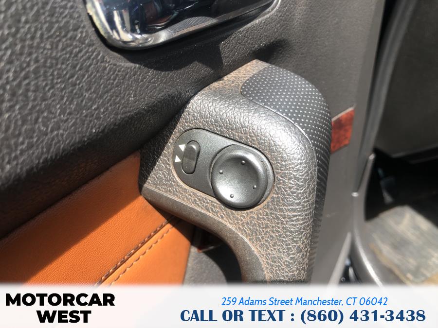 Used HUMMER H3 4dr 4WD SUV 2006 | Motorcar West. Manchester, Connecticut Used HUMMER H3 4dr 4WD SUV 2006 | Motorcar West. Manchester, Connecticut